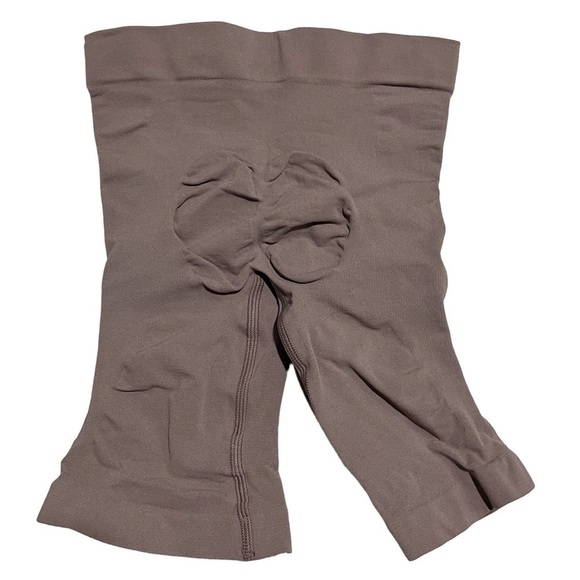 Skims Sculpting Mid Thigh Shorts Umber Size XXS XS Shapewear SH-MTS-0103 - Picture 3 of 8